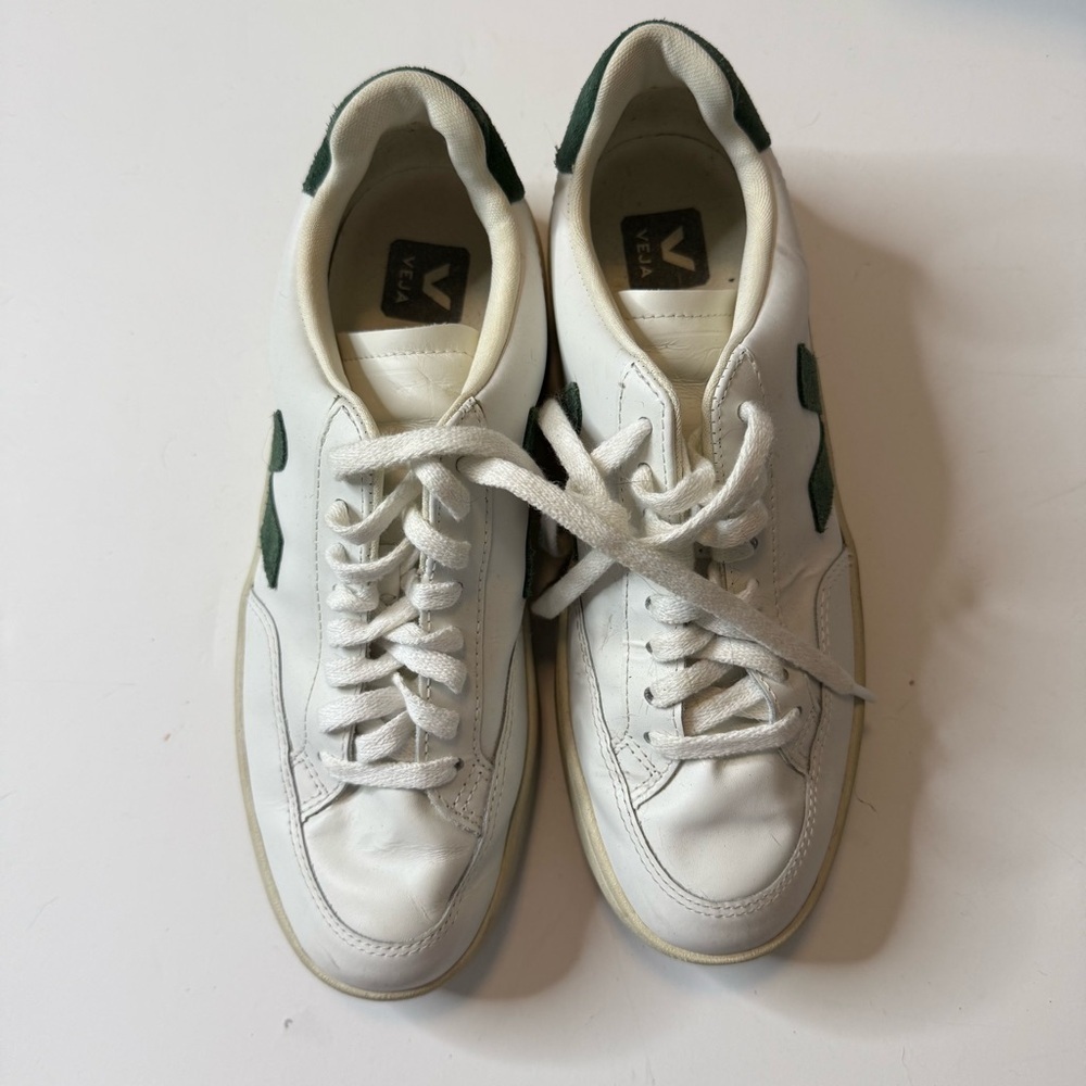 Veja White and Green Classic Sneakers